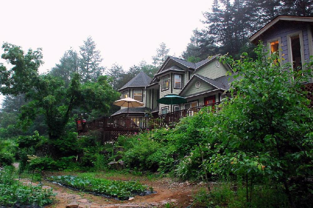 Fermata Pension Пхёнчхан Экстерьер фото